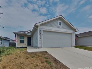 8443 Amistad, Converse, TX 78109