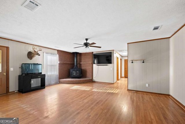 195 Old Savannah Road, Vidalia, GA 30474