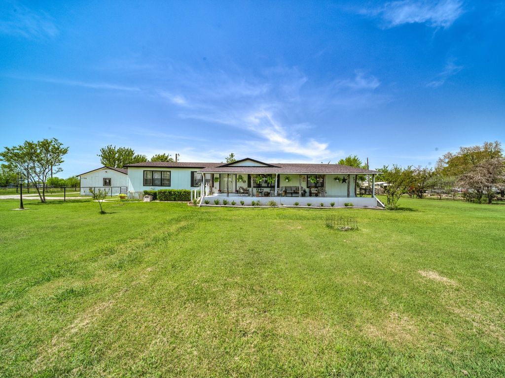 3756 Florance Road, Ponder, TX 76259