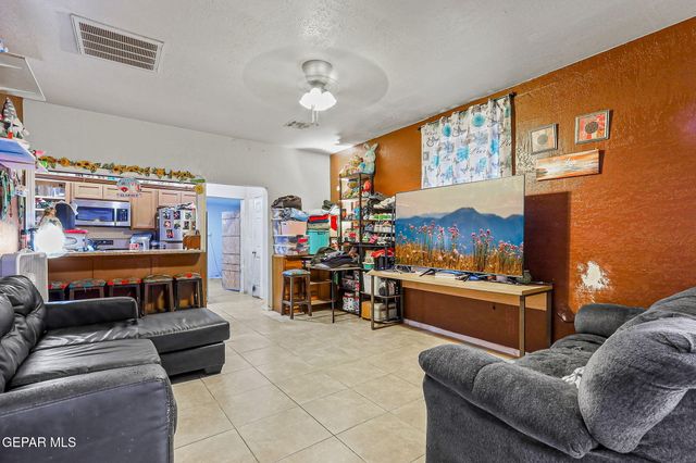 209 N Seville Drive, El Paso, TX 79905