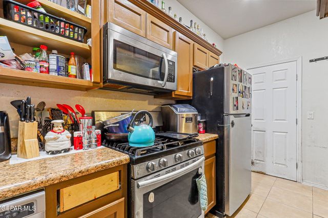 209 N Seville Drive, El Paso, TX 79905