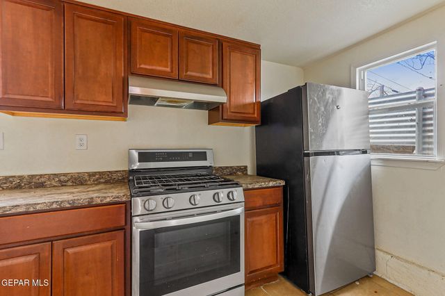 209 N Seville Drive, El Paso, TX 79905