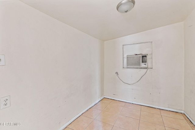 209 N Seville Drive, El Paso, TX 79905