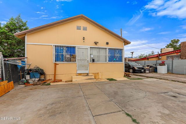 209 N Seville Drive, El Paso, TX 79905