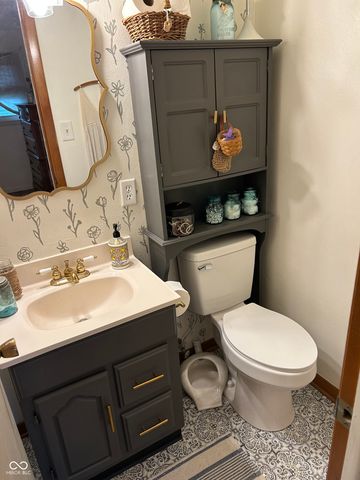 2411 Sheffield Avenue, Anderson, IN 46011