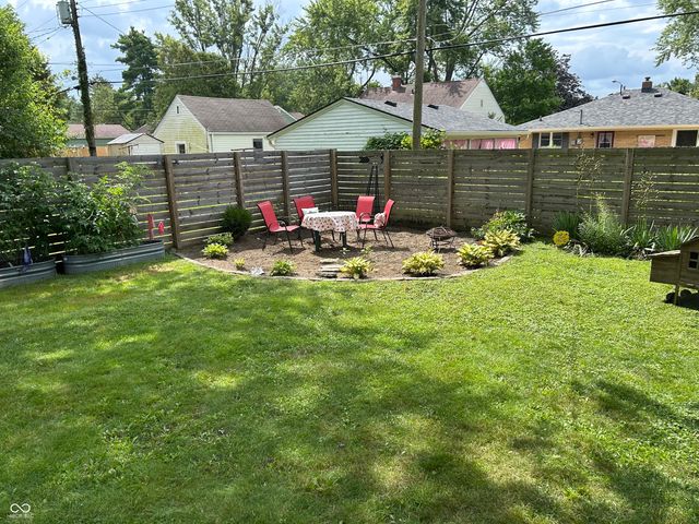 2411 Sheffield Avenue, Anderson, IN 46011