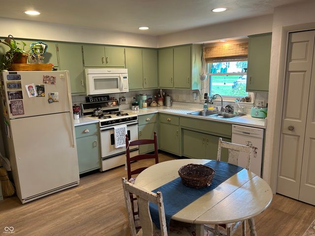 2411 Sheffield Avenue, Anderson, IN 46011