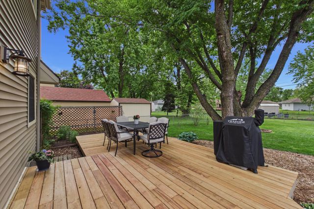 714 109th Avenue NW, Coon Rapids, MN 55448