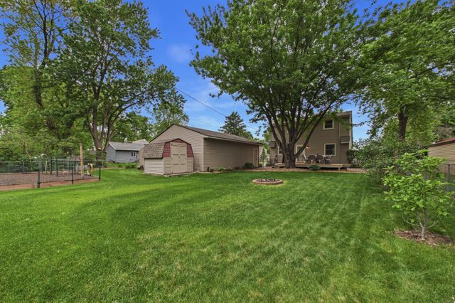 714 109th Avenue NW, Coon Rapids, MN 55448