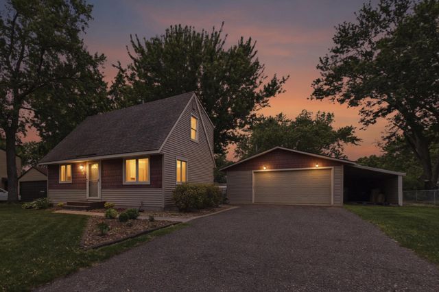 714 109th Avenue NW, Coon Rapids, MN 55448