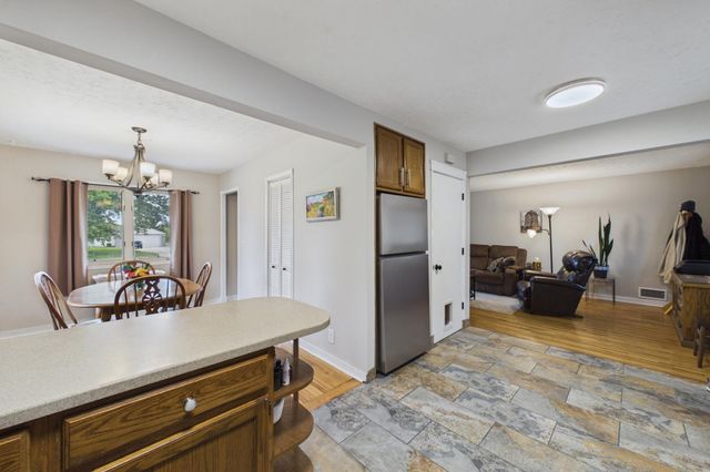 714 109th Avenue NW, Coon Rapids, MN 55448