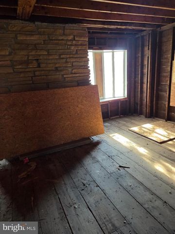 584 PARKWAY AVE, Ewing, NJ 08618