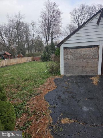 584 PARKWAY AVE, Ewing, NJ 08618