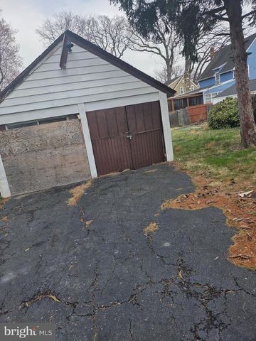 584 PARKWAY AVE, Ewing, NJ 08618