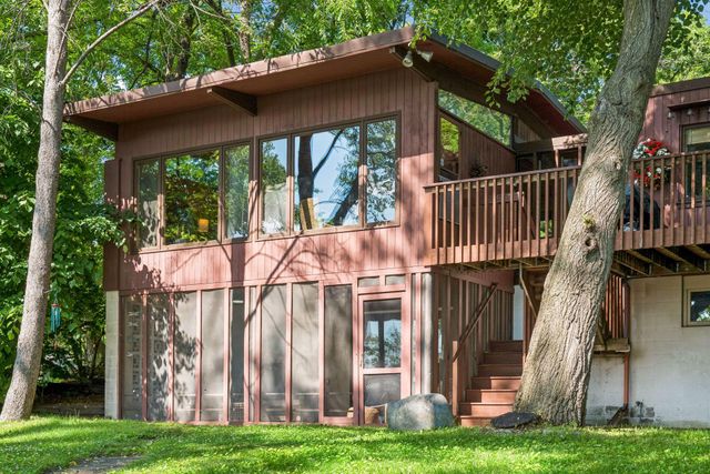 40 E Golden Lake Road, Circle Pines, MN 55014