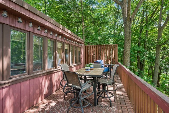 40 E Golden Lake Road, Circle Pines, MN 55014