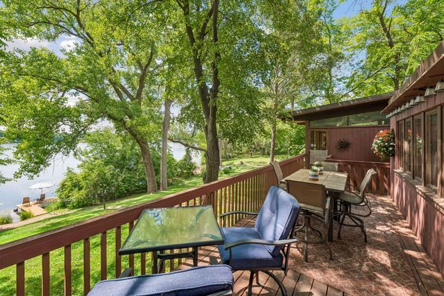 40 E Golden Lake Road, Circle Pines, MN 55014