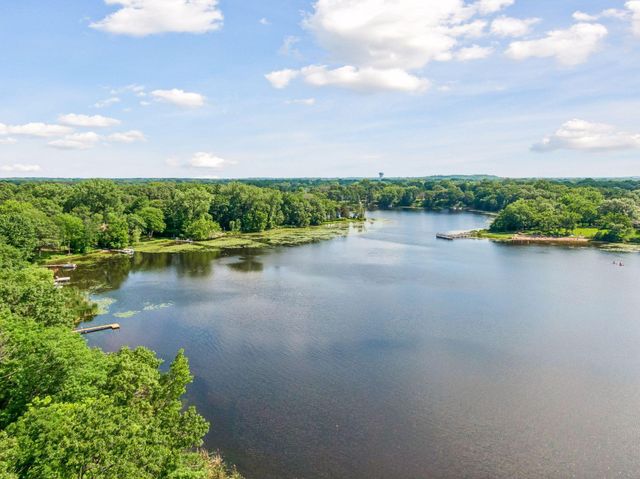 40 E Golden Lake Road, Circle Pines, MN 55014
