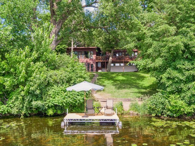 40 E Golden Lake Road, Circle Pines, MN 55014