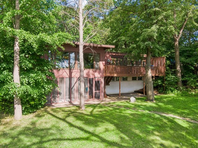40 E Golden Lake Road, Circle Pines, MN 55014