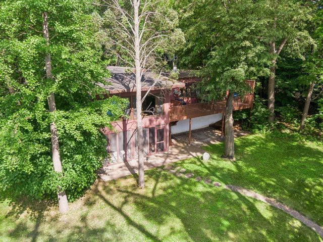 40 E Golden Lake Road, Circle Pines, MN 55014