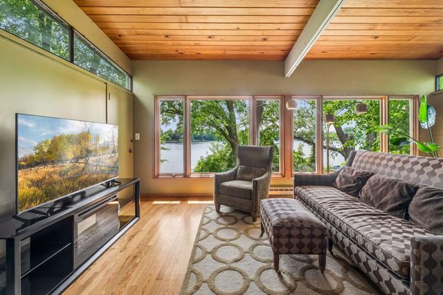 40 E Golden Lake Road, Circle Pines, MN 55014