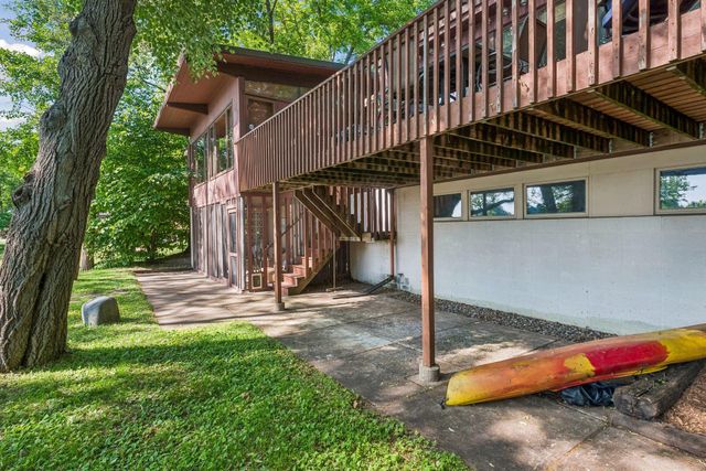 40 E Golden Lake Road, Circle Pines, MN 55014