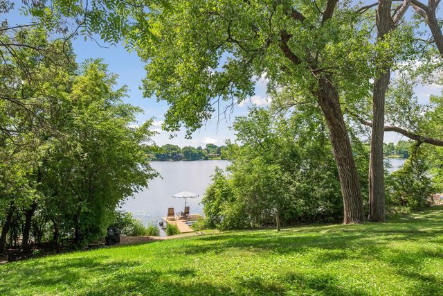 40 E Golden Lake Road, Circle Pines, MN 55014