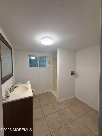 233 Arkansas Avenue, Toms River, NJ 08753