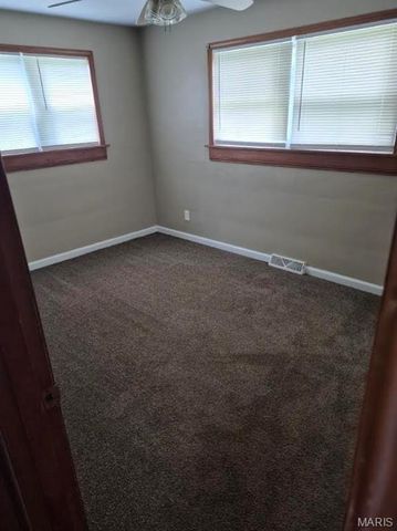 6208 Leo Drive, Belleville, IL 62223