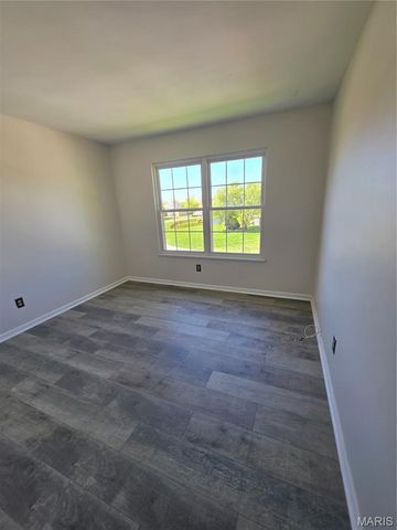 1428 Surrey Lane D, St Peters, MO 63304
