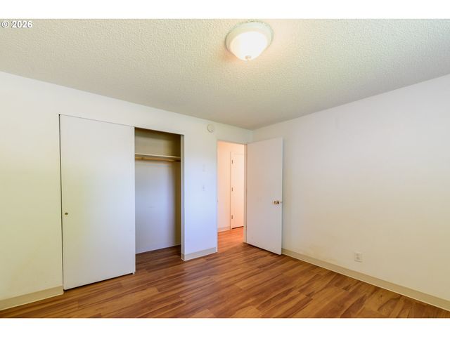 165 E ROSEWOOD Ave, Eugene, OR 97404