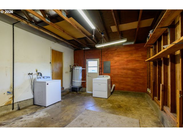 165 E ROSEWOOD Ave, Eugene, OR 97404