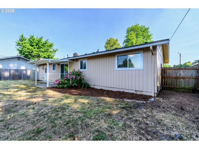 165 E ROSEWOOD Ave, Eugene, OR 97404
