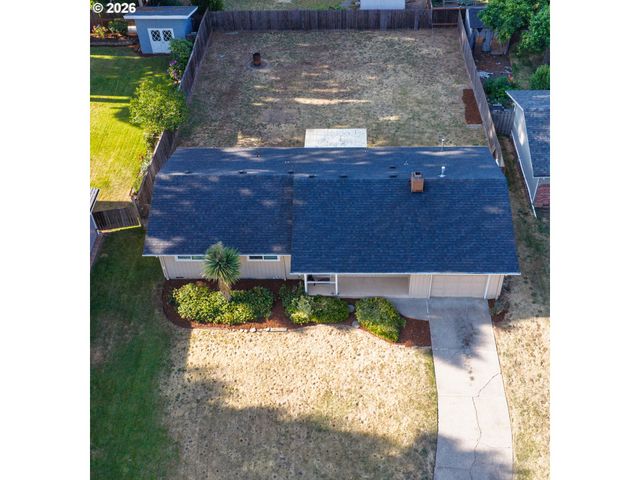 165 E ROSEWOOD Ave, Eugene, OR 97404