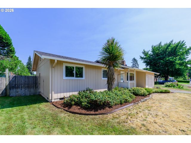 165 E ROSEWOOD Ave, Eugene, OR 97404