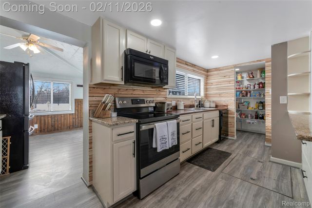 26560 26 Mile Road, Chesterfield Township, MI 48051