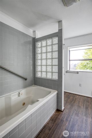 1007 Riverview Drive, Aberdeen, WA 98520