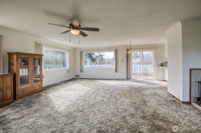 1007 Riverview Drive, Aberdeen, WA 98520