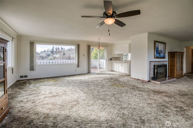 1007 Riverview Drive, Aberdeen, WA 98520