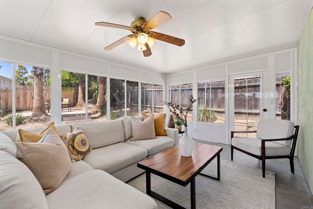 3133 Morningside Dr, Oceanside, CA 92056