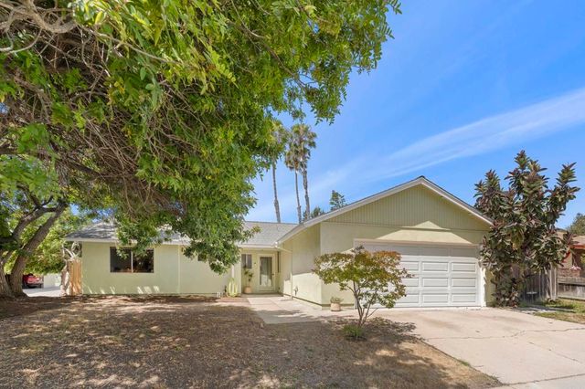 3133 Morningside Dr, Oceanside, CA 92056