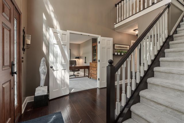 4500 Huntwicke Drive, Hilliard, OH 43026