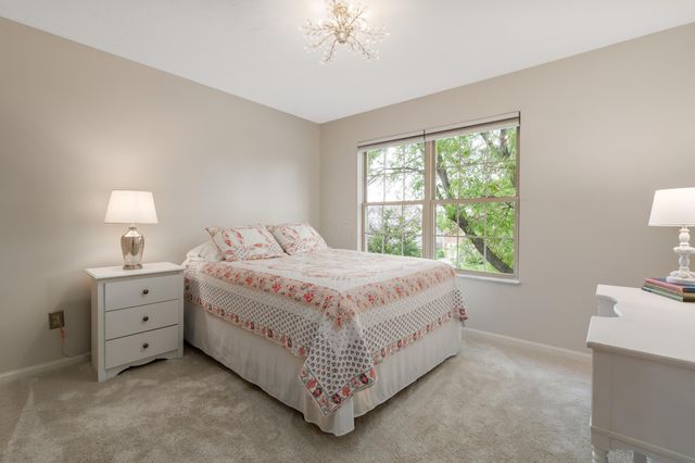 4500 Huntwicke Drive, Hilliard, OH 43026
