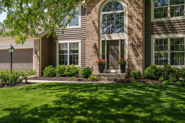 4500 Huntwicke Drive, Hilliard, OH 43026
