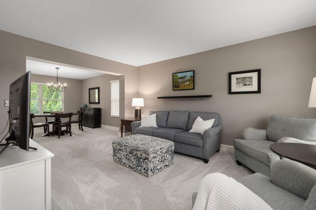 4500 Huntwicke Drive, Hilliard, OH 43026