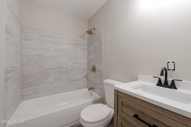 3980 Walterboro Highway, Varnville, SC 29944