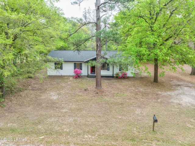 3980 Walterboro Highway, Varnville, SC 29944