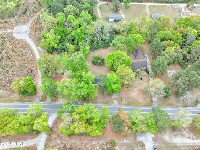 3980 Walterboro Highway, Varnville, SC 29944