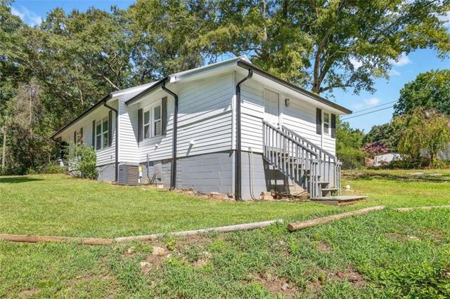 283 Easy Street, Toccoa, GA 30577